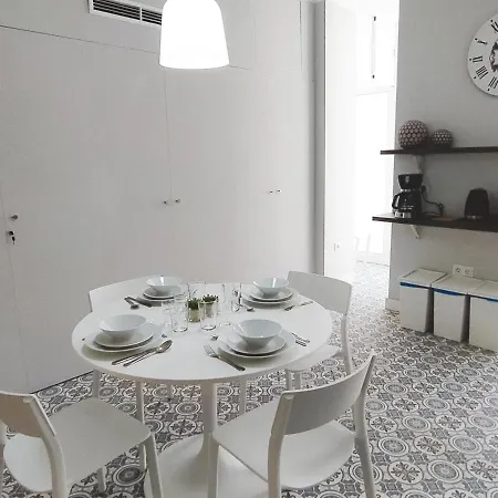 Loft, Capitan Segarra