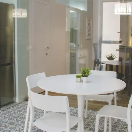 Loft, Capitan Segarra *