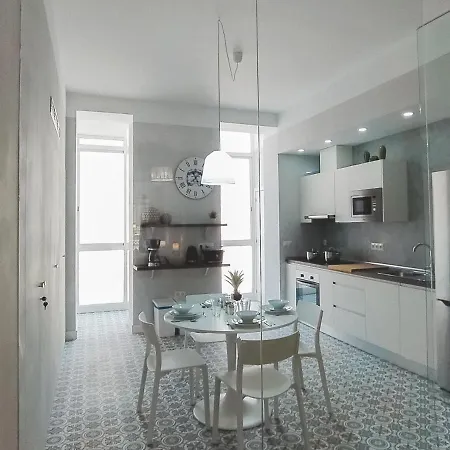 Loft, Capitan Segarra Lägenhet